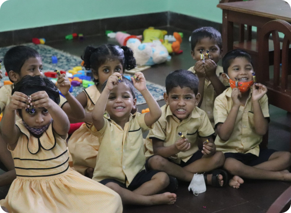 Children at Shanti Niketan school